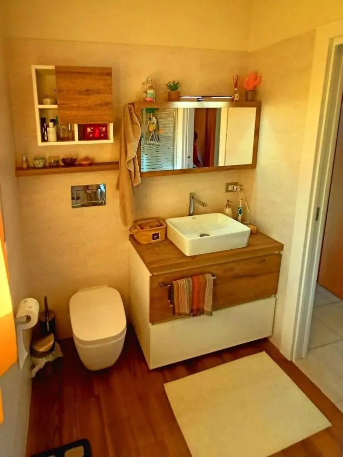 Relaxing Apartment Near Milan 维默德隆尼