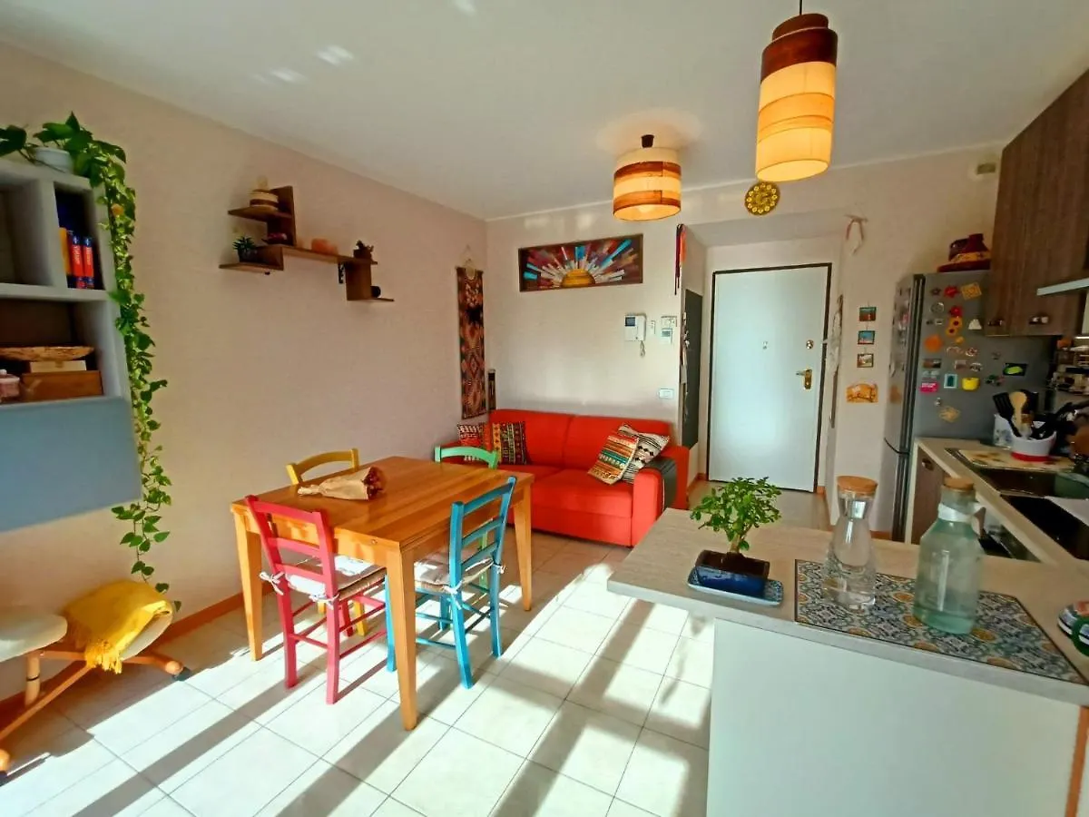 Relaxing Apartment Near Milan 维默德隆尼